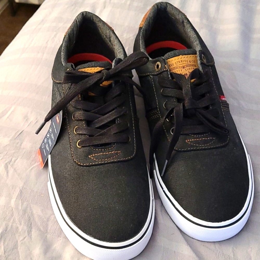 Shoes, levis, size 11 , navy blue
